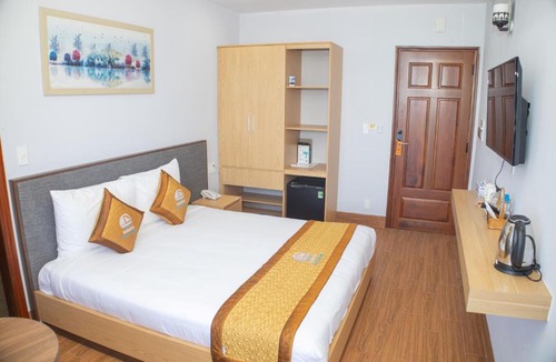 Quy Nhon Hotel | RUBEACH Hotel & Restaurant