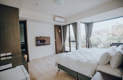 Meishan Bed & Breakfast | Ruili Tea Villa
