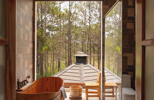 Phuong Resort | Rung La Kim Resort