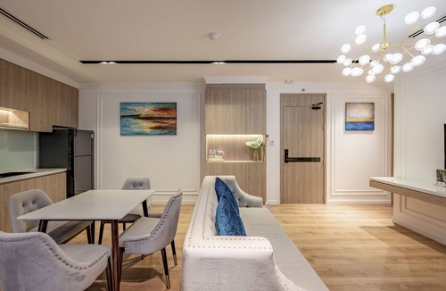 Phu Nhuan Apartment | S Home Apartment by DDH