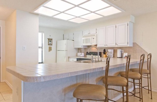 South Padre Island Condo | Saida II 602 - Cozy Oceanfront Condo, Panoramic Ocean Views, Great Get-a-way for Couple or Small Family