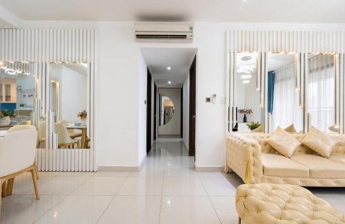 Bach Dang Riverside Apartment | Saigon Royal Apartment 2 bedrooms amazing view for over 30 nights