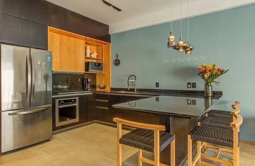 Romantic Zone Condo | Sail View 105 | 8th Floor Gem in Zona Romantica
