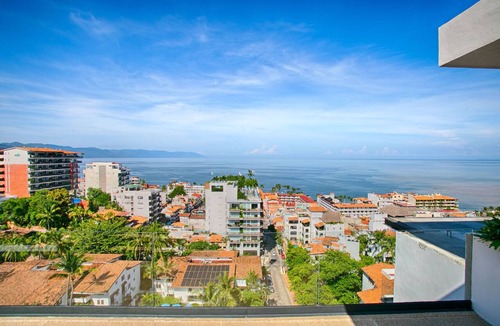 Romantic Zone Condo | Sail View 105 | 8th Floor Gem in Zona Romantica