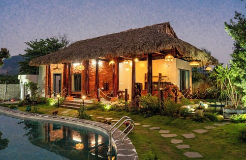 Hoa Vang House | Salt Electrolysis Pool 2BR 2BA kitchen Ba Na Hills