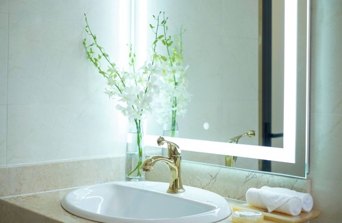 Duc Trong Hotel | Sandals Star Hotel