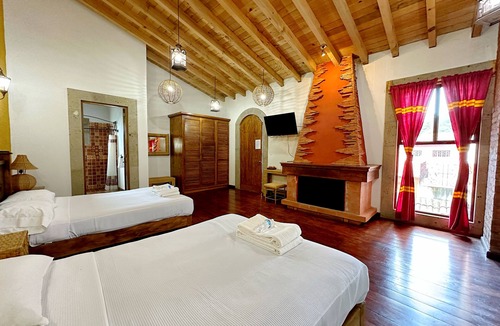 Patzcuaro Hotel | Sandunga Suites Patzcuaro