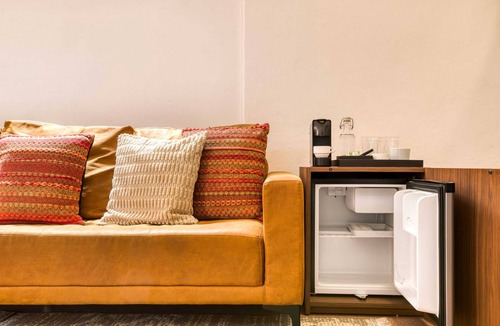 Colonia Roma Apartment | Santa Casa | Elegant Junior Suite in Roma Norte