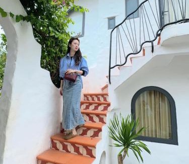 Tuy An Bed & Breakfast | Santa Fe House - Gành Đá Đĩa