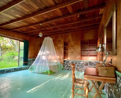 San Andres de la Cal House | Santuario Ave Fénix-Cabañas