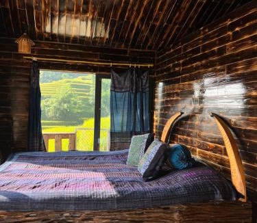 Sa Pa House | SaPa Big Tree Hmong Homestay