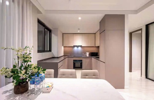 Thu Thiem Hotel | Sarang Smile Luxstay The Opera Metropole