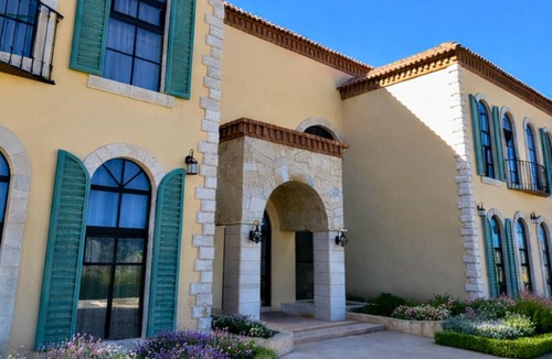 Valle de Guadalupe Condo | Scenic Luxe Premium Suite | Chateau Del Valle Elite Living
