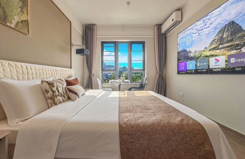Donghu District Hotel | Seaside Moments Hotel