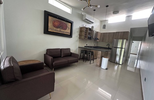 Ciudad Juarez Apartment | Semi-detached apartment 10 minutes walk to the Consulate