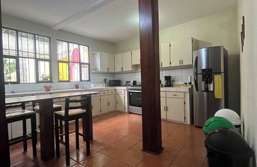 Quetzaltenango House | Serene 4-bedroom house with WiFi in Quetzaltenango