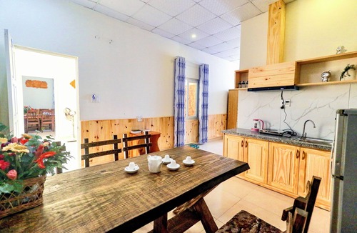 Phuong Apartment | Serene Hotel Suites B in Da Lat – 1 Bedroom, Full Kitchen, Free WiFi