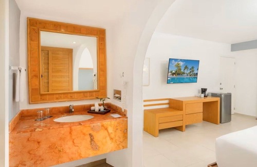 Punta Cancun Hotel | Serene One-Bedroom Suite | Beachscape Kin Ha