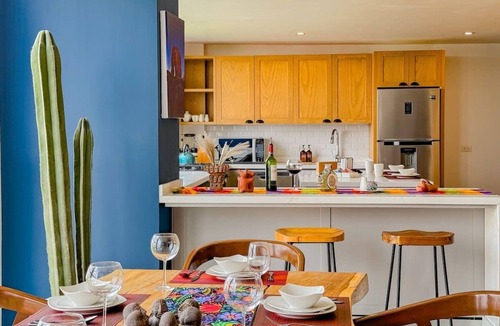 La Condesa Apartment | Serenity Condesa Condo w/Castle sunset view & AC