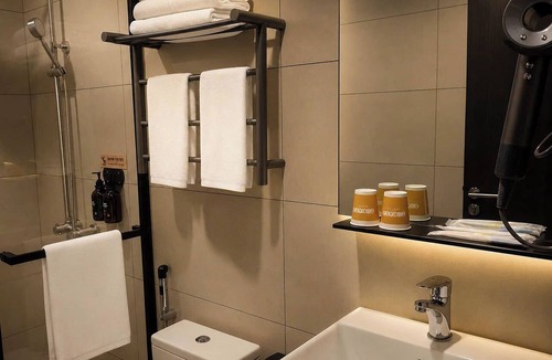 Duc Hoa Hotel | Sevendays Hotel