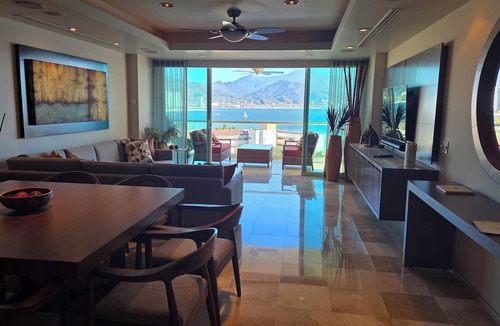 Marina Vallarta Condo | Shangri-La: Stunning Views in a Luxury Setting