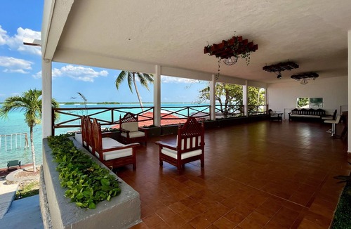 Chetumal House | Shared house on the shore of the Bacalar lagoon with 3 rooms for 10 people