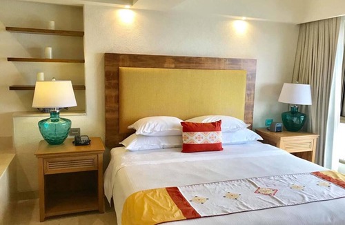 Las Glorias Hotel | Sheraton Buganvilias Vacation Club 3-Bedroom Jr. Suite. Ready for 2025 Bookings!