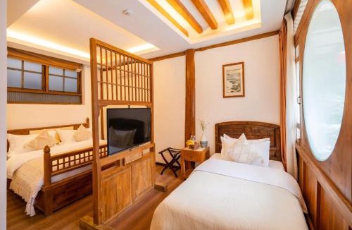 Dayan Old Town House | Shile Holiday Courtyard