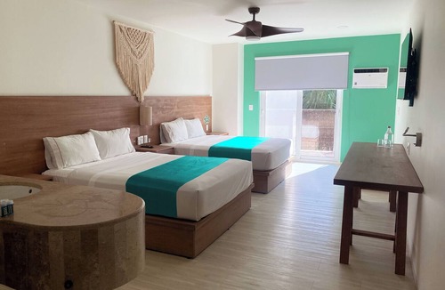 Ek Balam Village Hotel | Siente Tulum Hotel & Cenote Club
