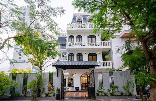 Son Tra Apartment | Sila Vana Villa - Private 7BRs Pool Villa My Khe Beach Da Nang