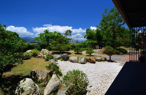 Wujie House | Simple Happiness B&B