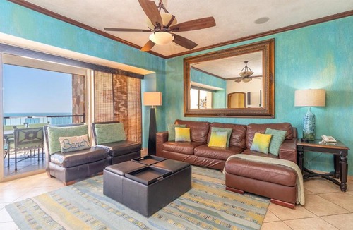 Bella Vista House | Sky View Retreat Elegant Ocean Front Sandy Beach