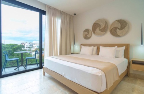 Downtown Hotel | Sleek Modern Stay: 3 Relaxing Units Minutes to Cozumel Ferry Terminal
