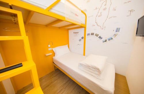 Zhongzheng Hostel | SleepBox Hostel
