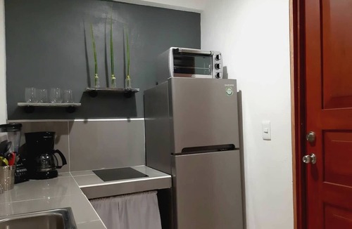 Isla Holbox Apartment | Sleeps 4, Kitchen, Starlink, 1 Min to Beach, C2