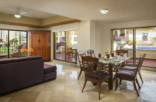 Marina Vallarta Resort | Sleeps 8! Beachfront, exclusive, luxury resort, family friendly! Price Reduced!