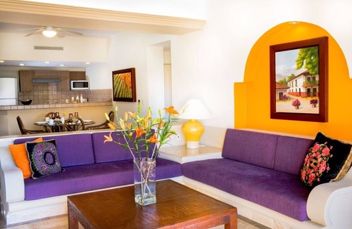 Marina Vallarta Resort | Sleeps 8! Beachfront, exclusive, luxury resort, family friendly! Price Reduced!