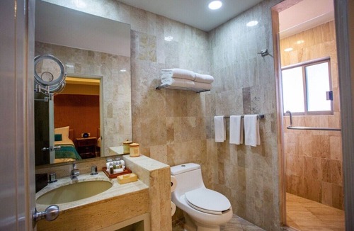 Marina Vallarta Resort | Sleeps 8! Beachfront, exclusive, luxury resort, family friendly! Price Reduced!