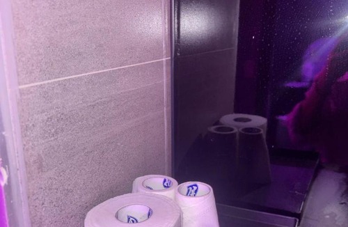 District 1 Hotel | Snal Spare Hotel