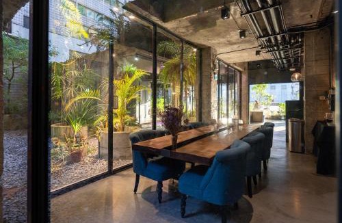 Central District Hotel | SOF Hotel