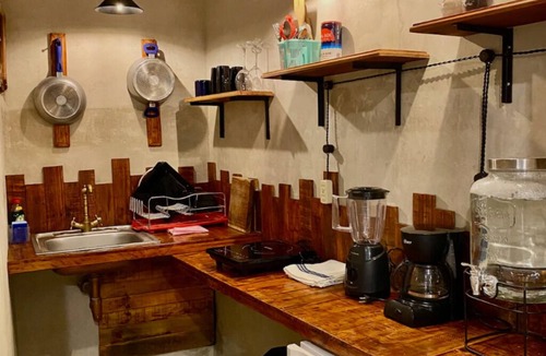 Valladolid Apartment | Sol: Suite moderna con cocina y piscina