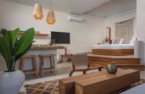 Soliman Bay Hotel | Soliman Bay Beachfront Villa | Private Coastal Oasis