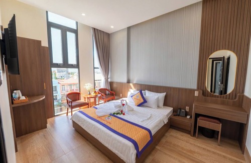 Phuoc Dan Hotel | Som Phu Quy 3 Hotel