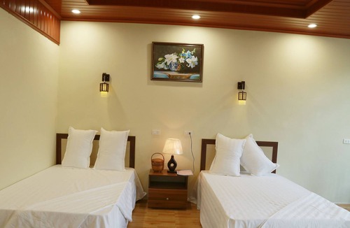 Phong Nha House | Son River House