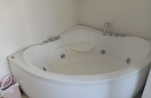 Vung Tau Apartment | Son thinh hotel-apartment 5 Min walking distance to Vung Tau Beach. High Flr