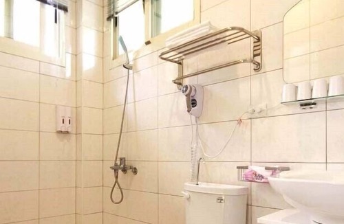 Heping Bed & Breakfast | Song Hua Ju B&B