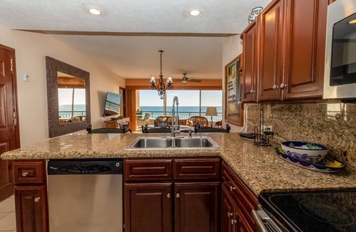 Puerto Penasco Condo | Sonoran Spa E203 - 2 BR Next to the Pool, High Speed Wi-Fi - Beachfront Upper Floor Luxury Condo