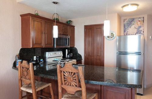 Puerto Penasco Condo | Sonoran Spa N504 - 1 BR Next to the Pool, High Speed Wi-Fi - Beachfront Upper Floor Luxury Condo