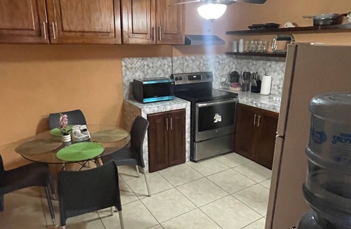 Zona 12 Apartment | Spacious 1-bedroom apartment in amazing Ciudad de Guatemala