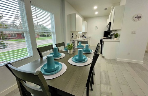 Harlingen Apartment | Spacious 3-bedroom apartment in wonderful Harlingen with WiFi, AC.